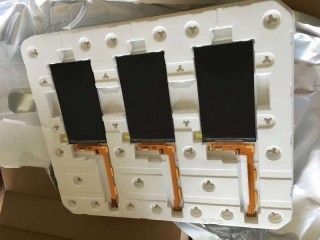 4.7 인치  날카로운 CG 실리콘 470 cd/m2 TFT LCD 디스플레이  LS047T1SC02