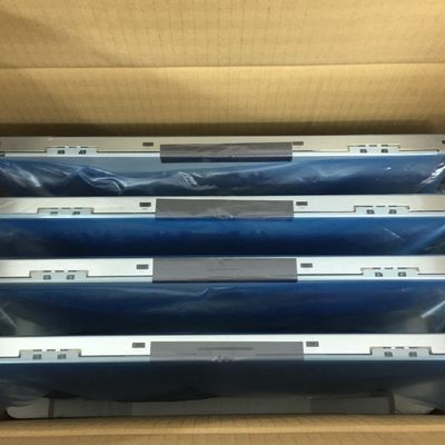 LQ315D1JG95	날카로운  32 &quot;  LCM  3840×2160RGB 	350 cd/m2 산업적 LCD 디스플레이