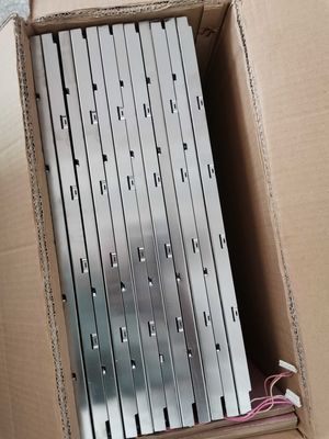 날카롭게 LQ170K1LW02   17&quot;	LCM	1280×768RGB   300 cd/m2   산업적 LCD 디스플레이